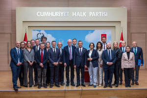 De strijd van Turkije: Waarom wij solidair zijn met İmamoğlu