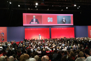 Labour wil weer eensgezind vooruit met Corbyn